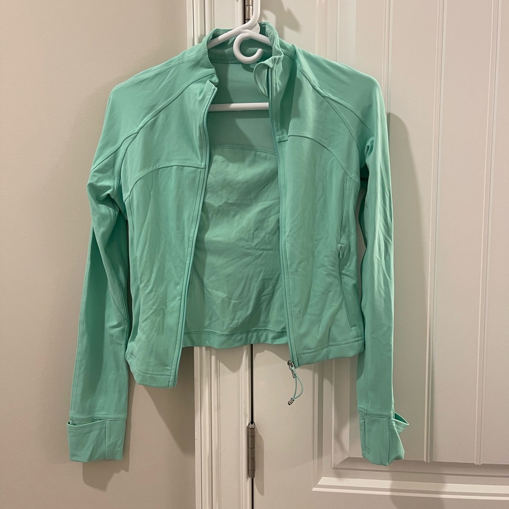 Lululemon Define Cropped Jacket in mint